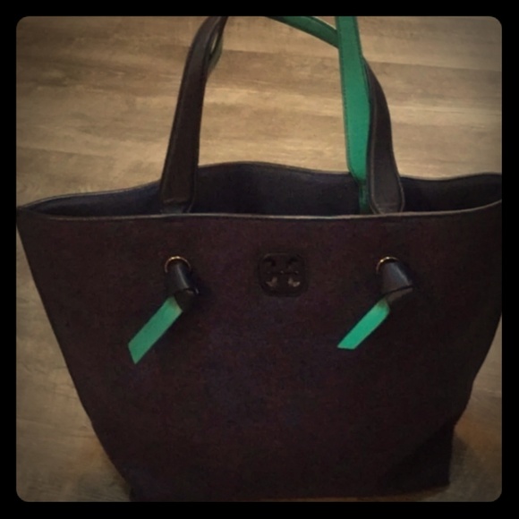 Tory Burch Handbags - Tory Burch tote